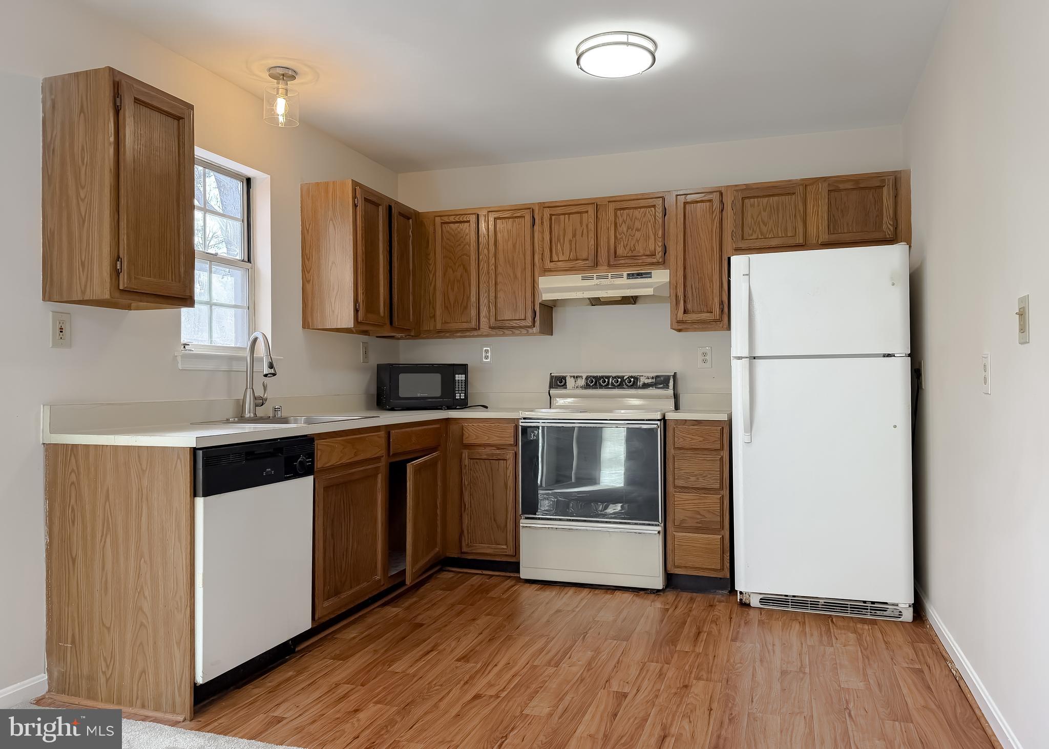 316 Geronimo Road Lusby, MD 20657 - Photo 3 of 42 kitchen