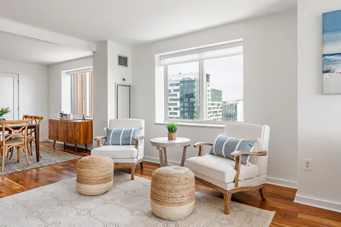$1,850,000 | 8-12 Museum Way, Unit 2003, Cambridge, MA 02141