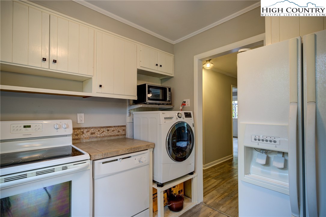 684 Queen Street Boone, NC 28607 - Photo 14 of 26 Gallery Image 14