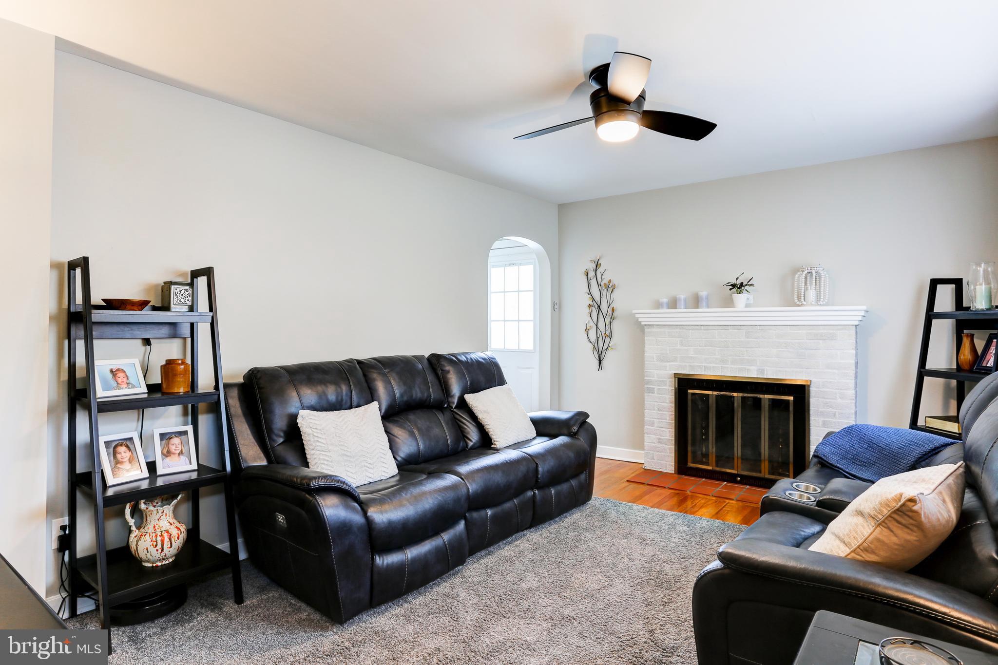 98 Oneida Road Camp Hill, PA 17011 - Photo 3 of 28 Gallery Image 3