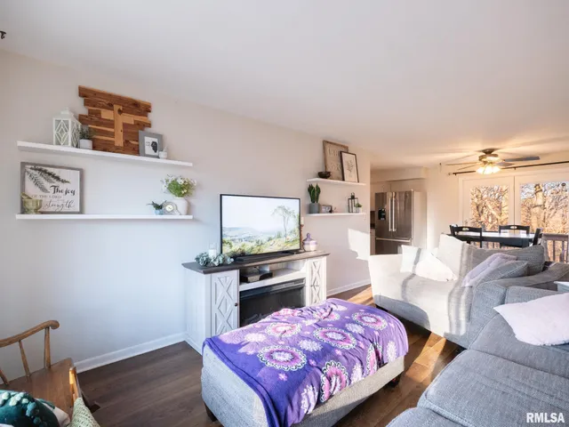 $160,000 | 134 Field Grove Court, East Peoria, IL 61611