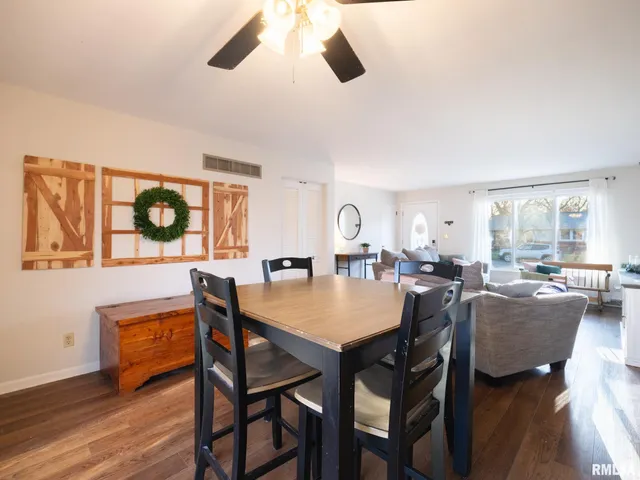 $160,000 | 134 Field Grove Court, East Peoria, IL 61611