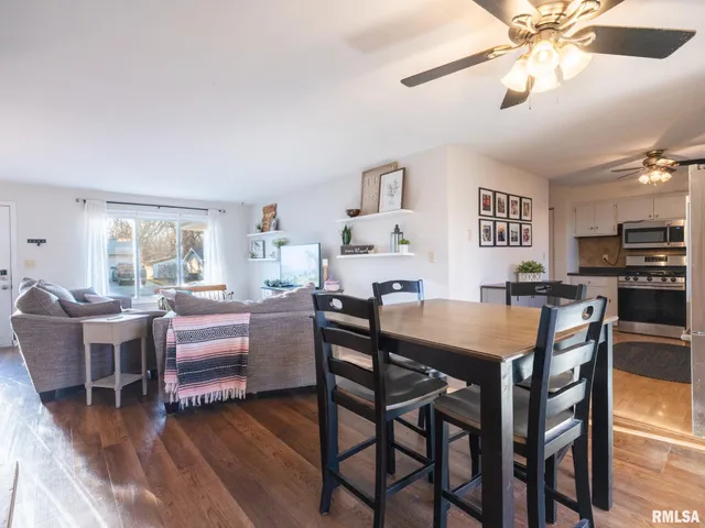 $160,000 | 134 Field Grove Court, East Peoria, IL 61611