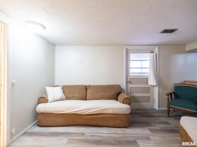 $160,000 | 134 Field Grove Court, East Peoria, IL 61611