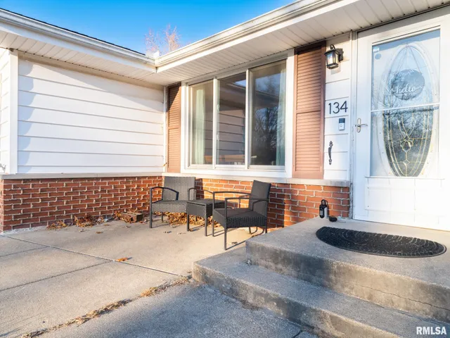 $160,000 | 134 Field Grove Court, East Peoria, IL 61611