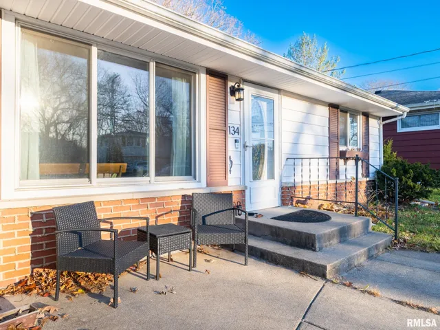 $160,000 | 134 Field Grove Court, East Peoria, IL 61611