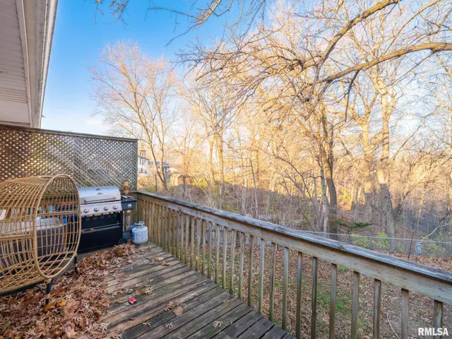 $160,000 | 134 Field Grove Court, East Peoria, IL 61611