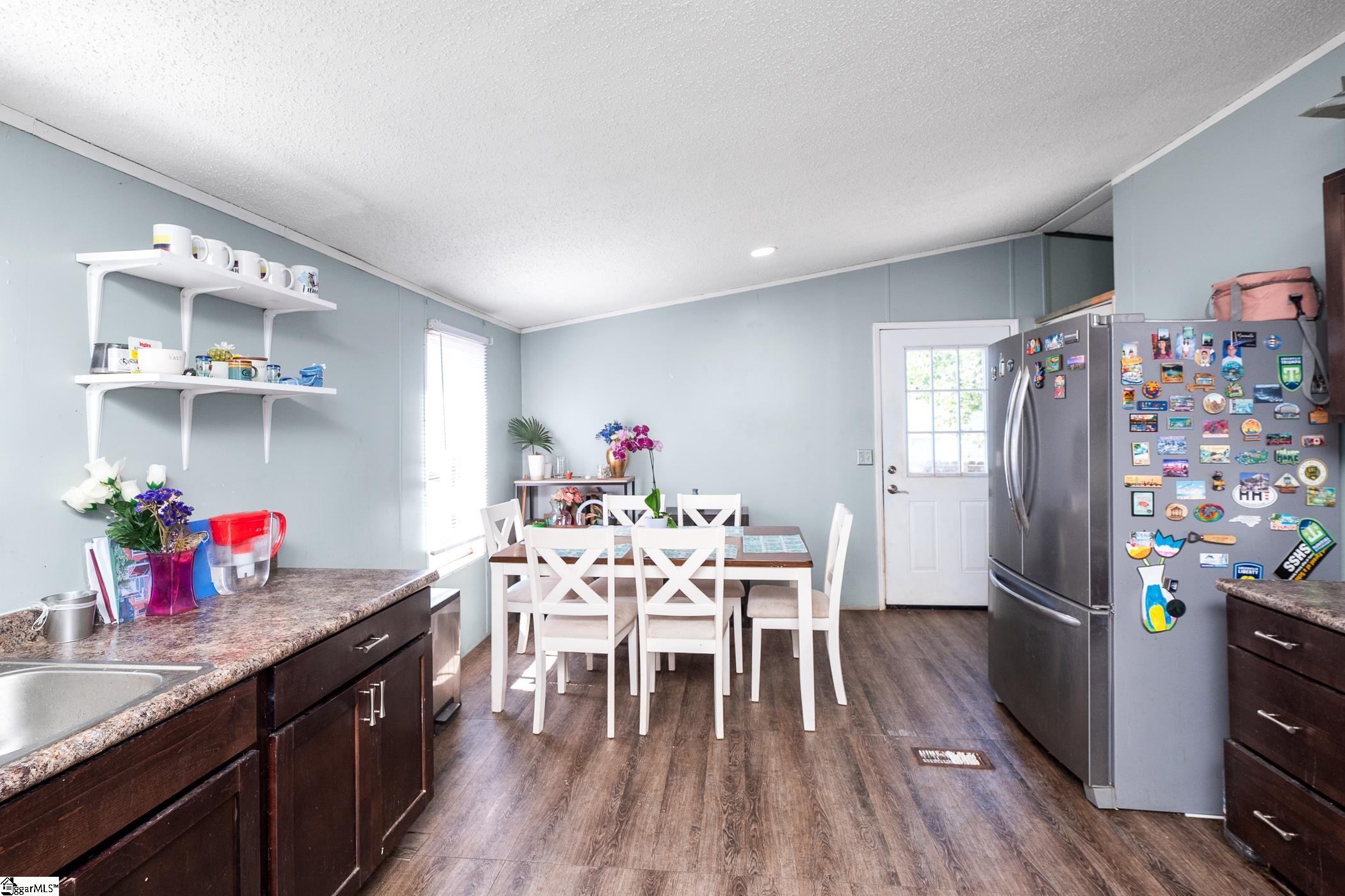 102 Riverbreeze Road Greenville, SC 29611 - Photo 7 of 34 Gallery Image 7