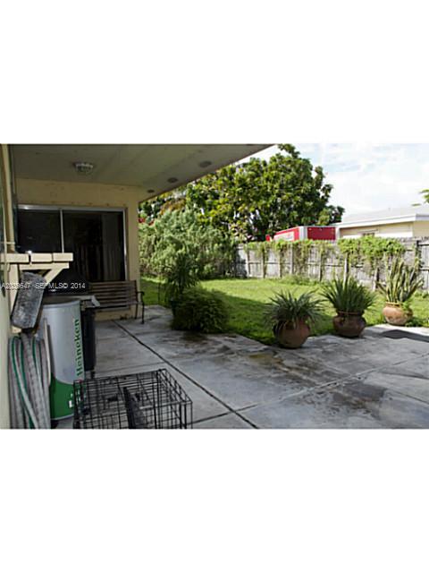 12341 Southwest 268th Street Homestead, FL 33032 - Photo 10 of 10 Exterior Back