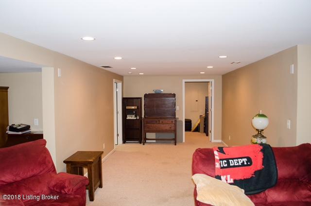 7208 Quail Ridge Road Louisville, KY 40291 - Photo 26 of 33 IMG_5403