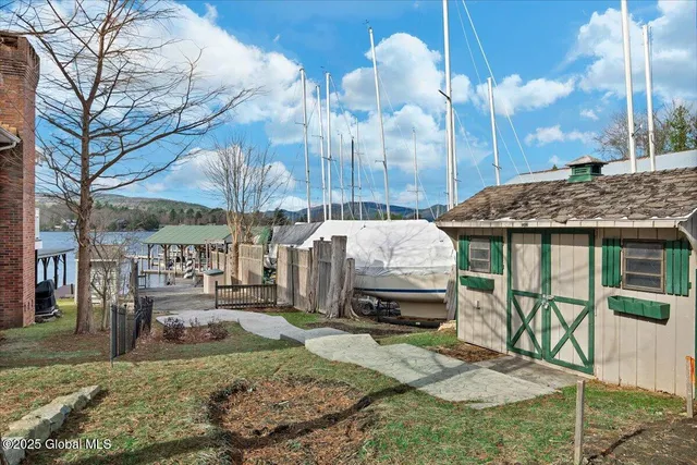 $1,250,000 | 20 Brayton Road, Queensbury, NY 12804