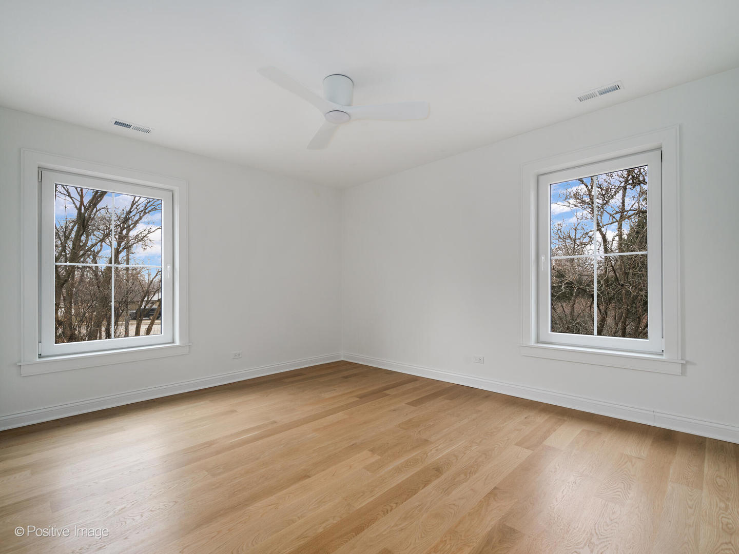 3031 Indianwood Road Wilmette, IL 60091 - Photo 11 of 28