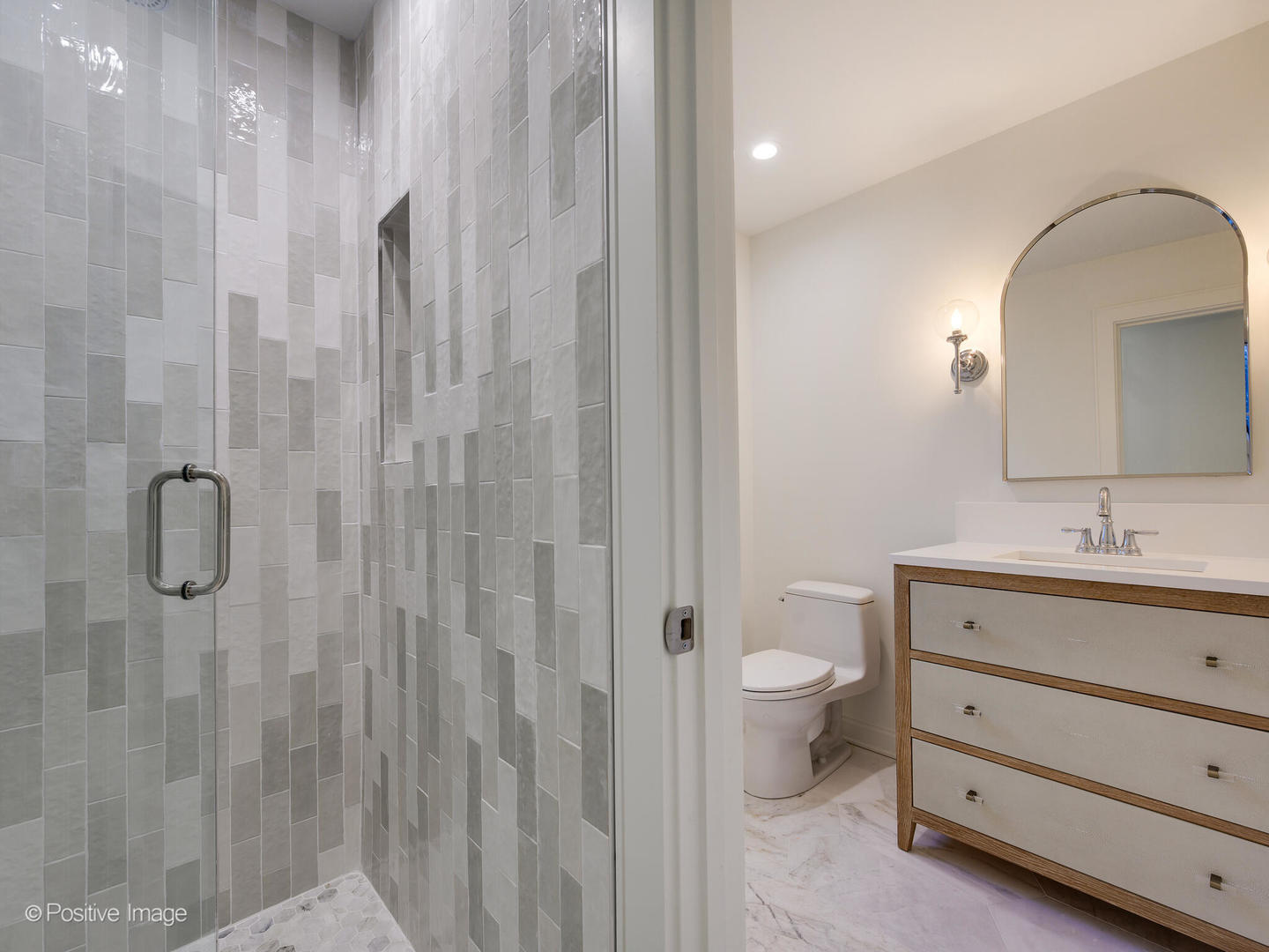 3031 Indianwood Road Wilmette, IL 60091 - Photo 12 of 28