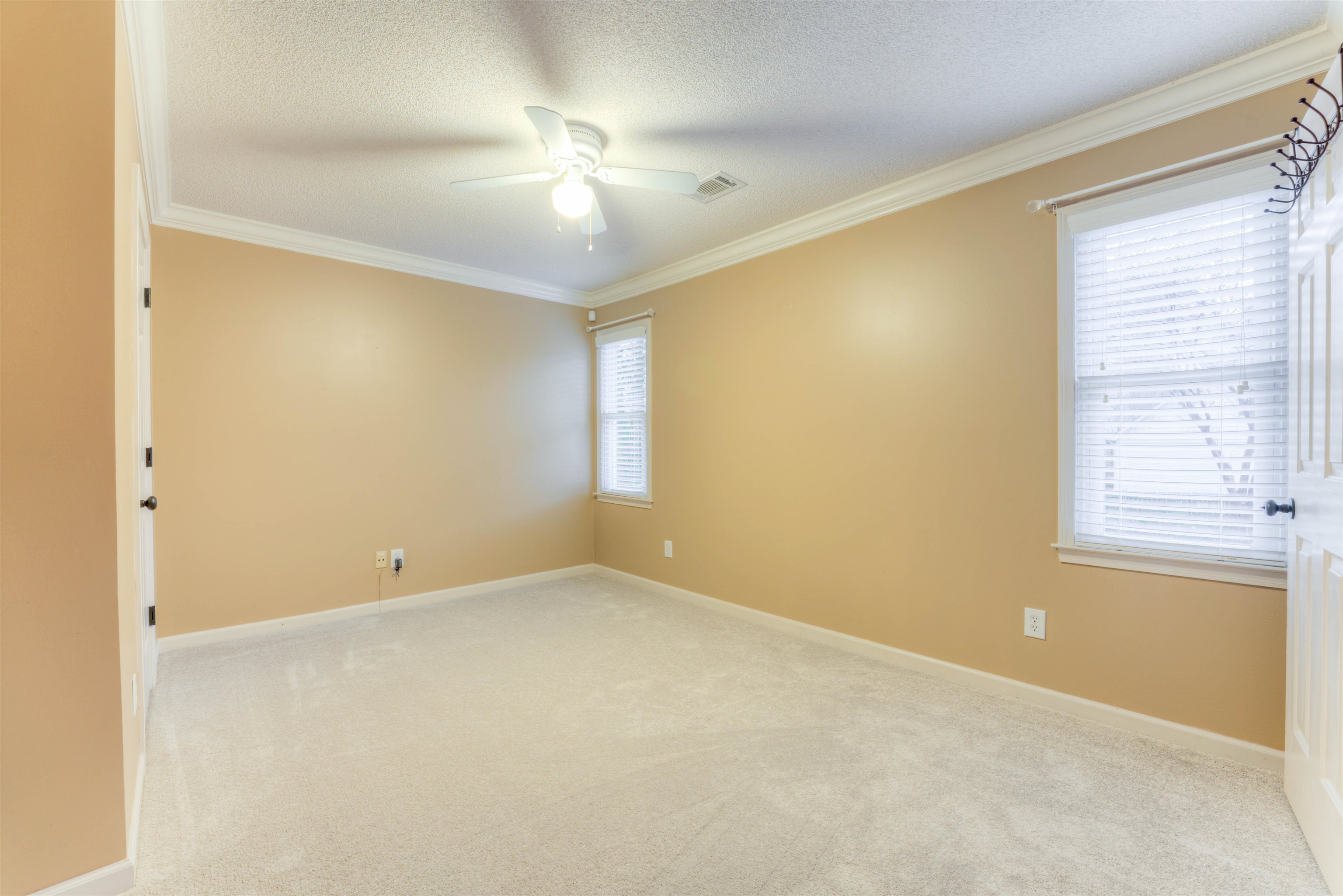 3385 Beaver Run Drive Collierville, TN 38017 - Photo 17 of 29 a view of an empty room with a window