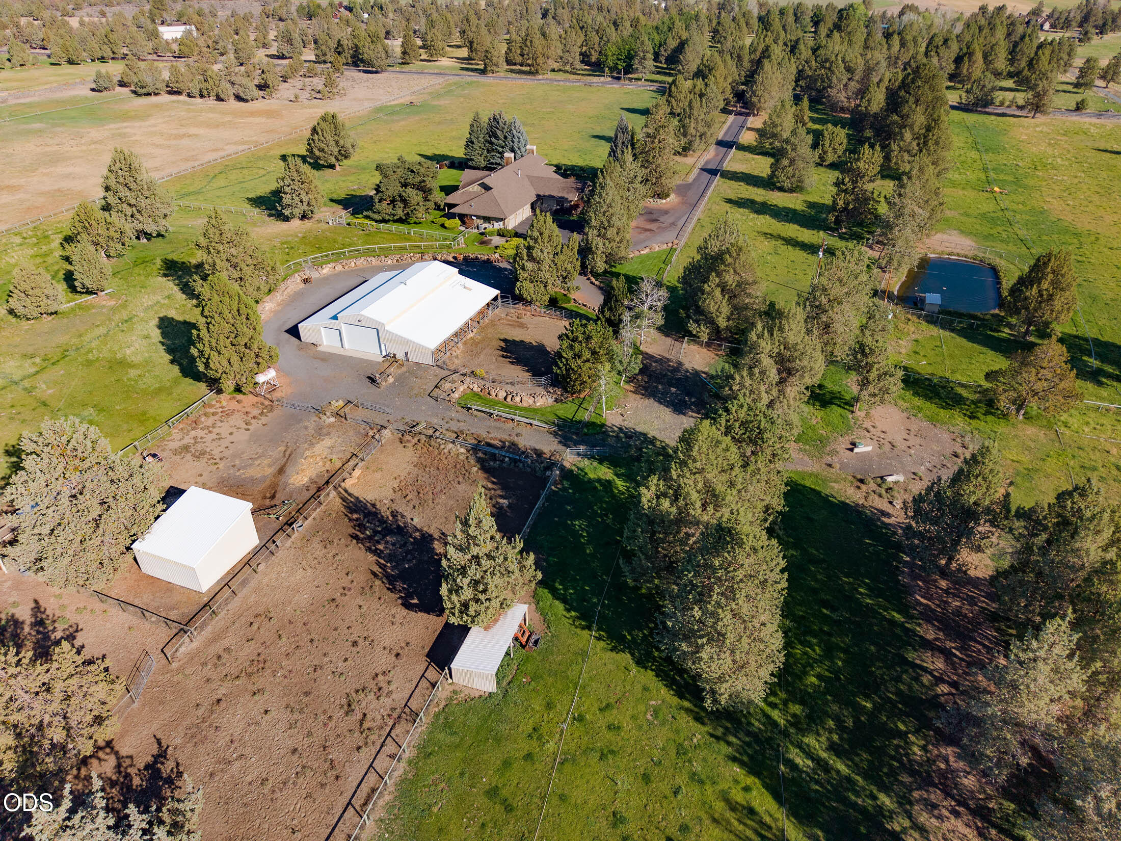 18975 Pinehurst Road Bend, OR 97703 - Photo 74 of 80 Gallery Image 74