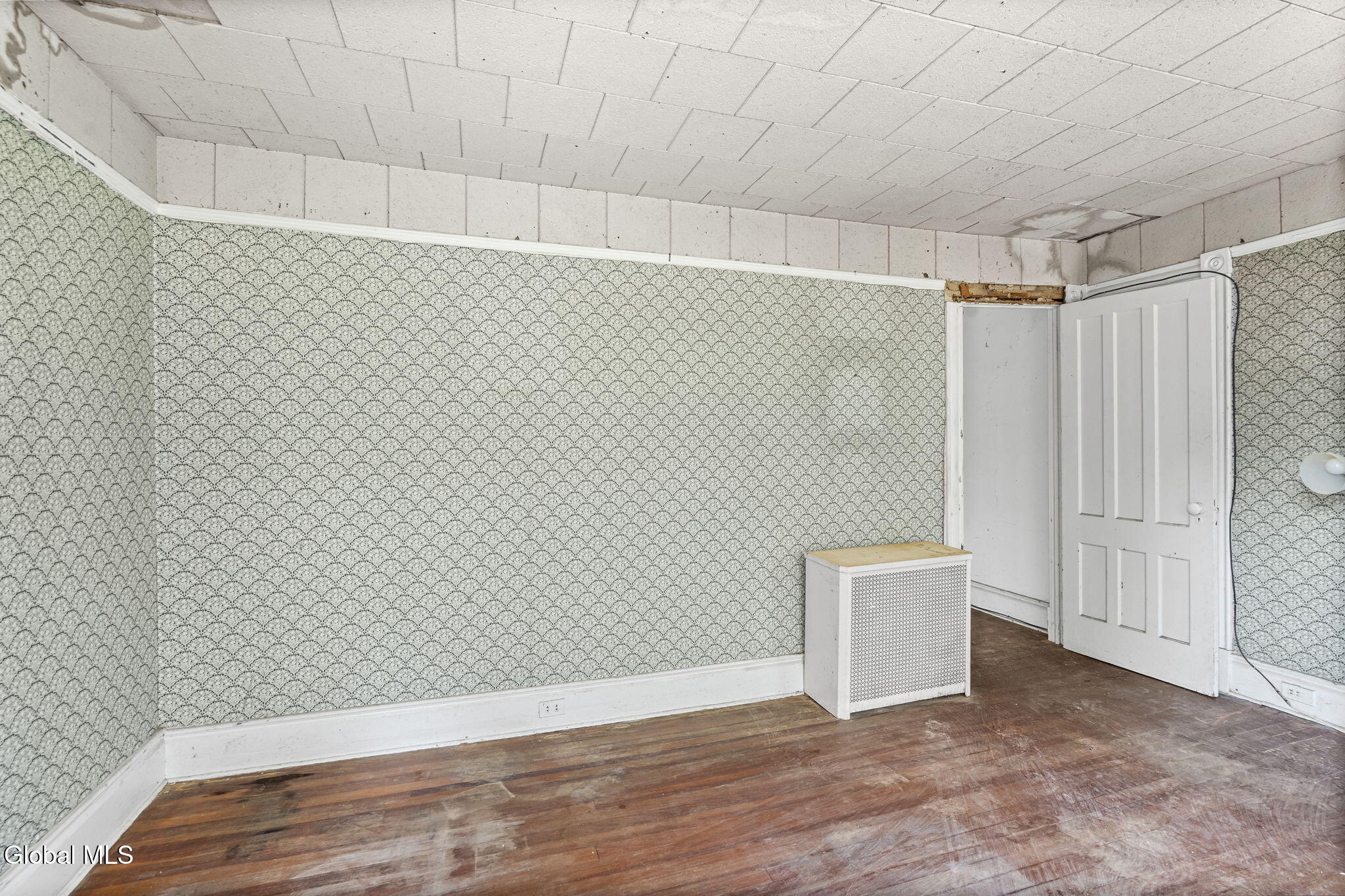 29 Mullens Road Bethlehem, NY 12159 - Photo 33 of 52 33-web-or-mls-29-mullens-rd