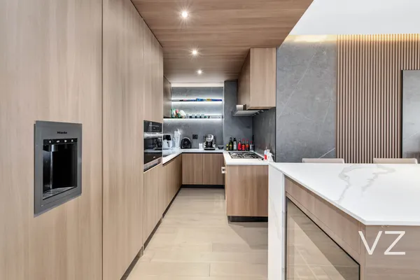 $2,798,000 | 721 5th Avenue, Unit 41E | Midtown East