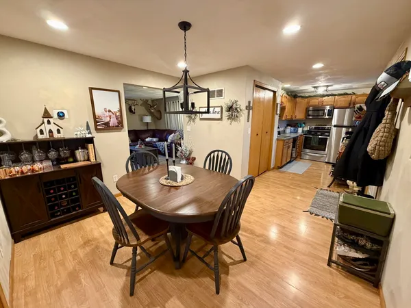 $169,900 | 2103 16th Street, Monroe, WI 53566