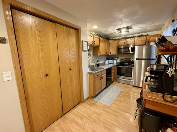 $169,900 | 2103 16th Street, Monroe, WI 53566