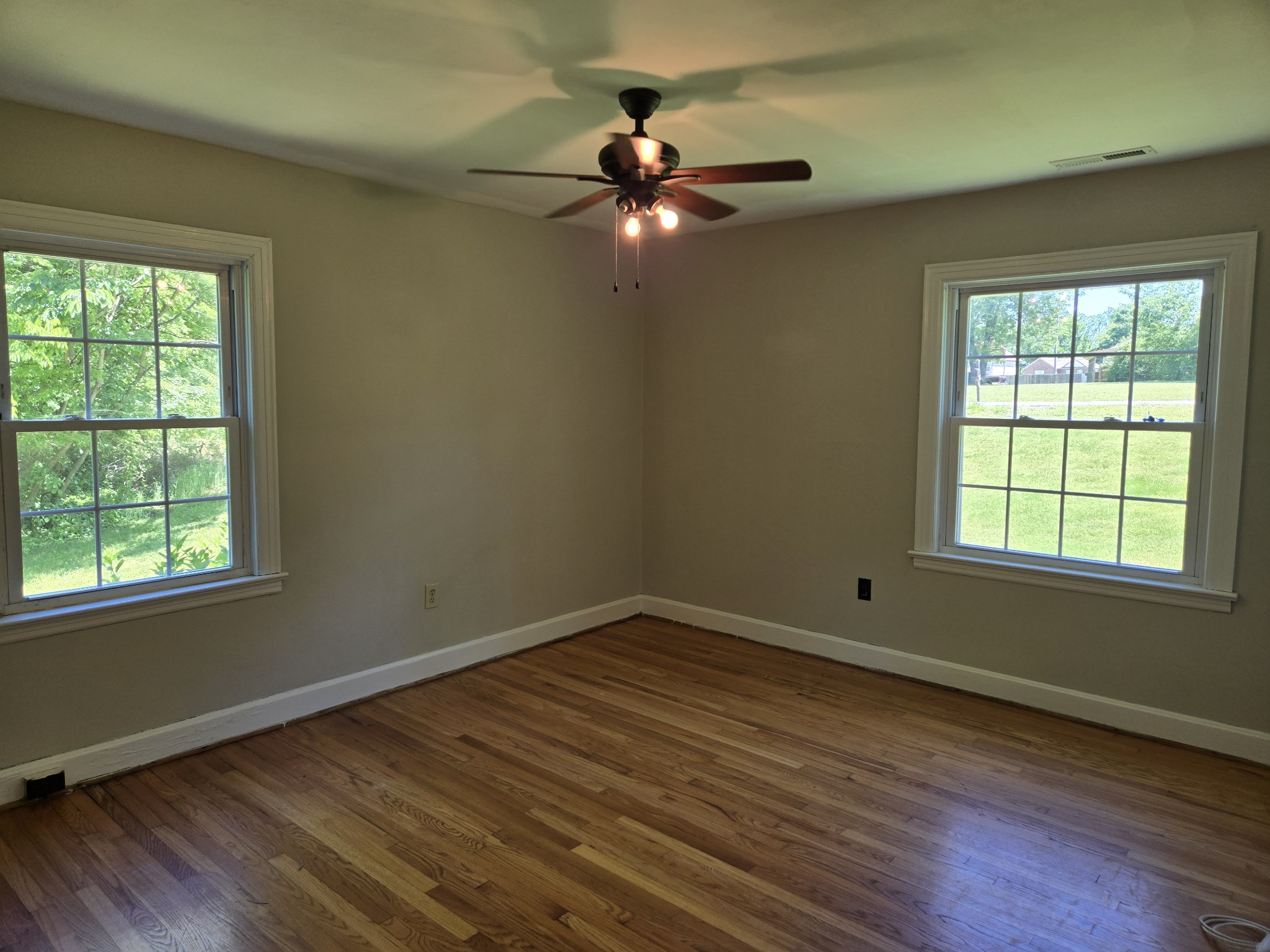 2034 Lake Road Greenbrier, TN 37073 - Photo 4 of 13