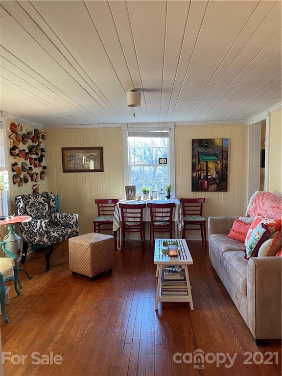1201 Markham Road Tryon, NC 28782 - Photo 9 of 20