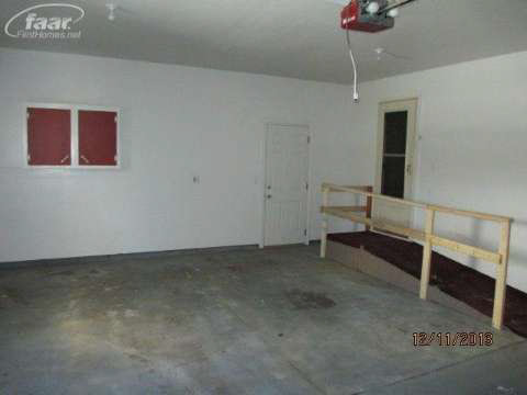 6073 West Dodge Road Clio, MI 48420 - Photo 8 of 30 20392984-7.JPG