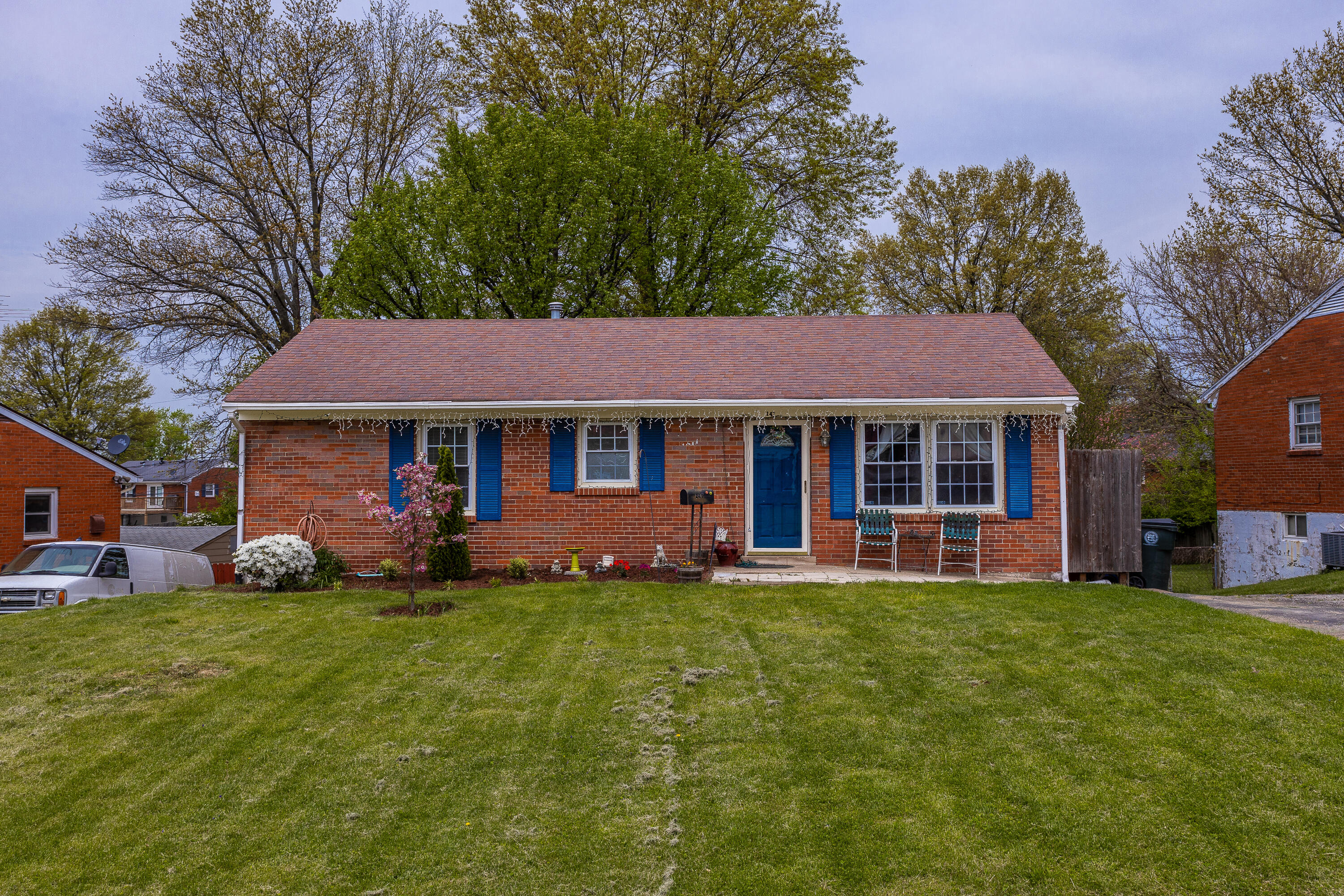147 Rugby Road Lexington, KY 40504 - Photo 1 of 30 1 (1)