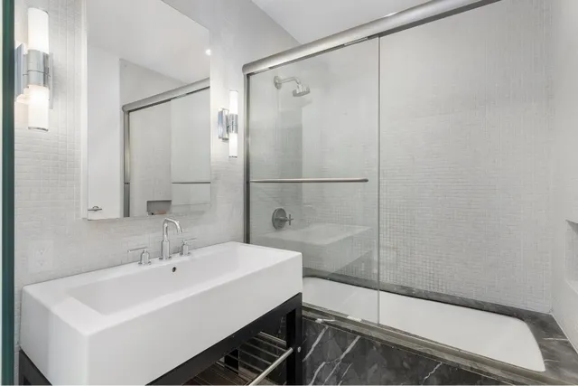 $1,699,000 | 210 Lafayette Street, Unit 5B | SoHo