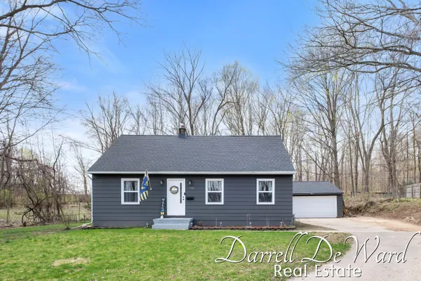 $349,900 | 7991 Broadmoor Avenue Southeast, Caledonia, MI 49316