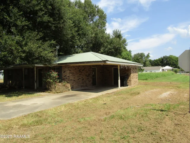 $84,500 | 3711 Redwood Drive, New Iberia, LA 70560