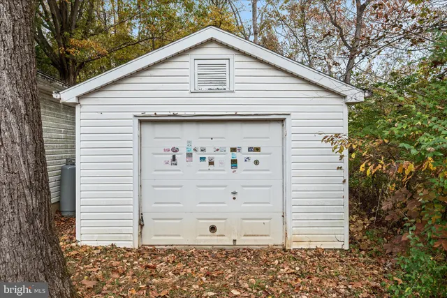 $529,000 | 1621 Locke's Mill Road, Berryville, VA 22611