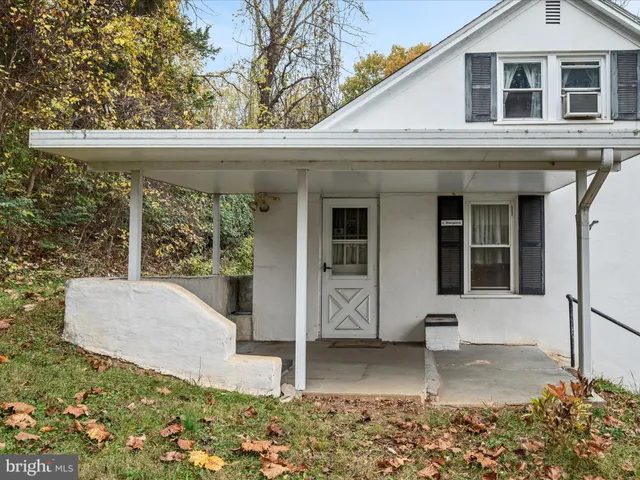 a bathroom with a sink toilet and bathtub