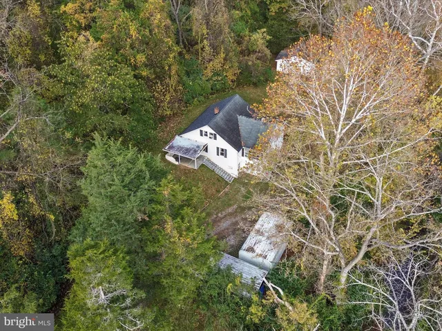 $529,000 | 1621 Locke's Mill Road, Berryville, VA 22611