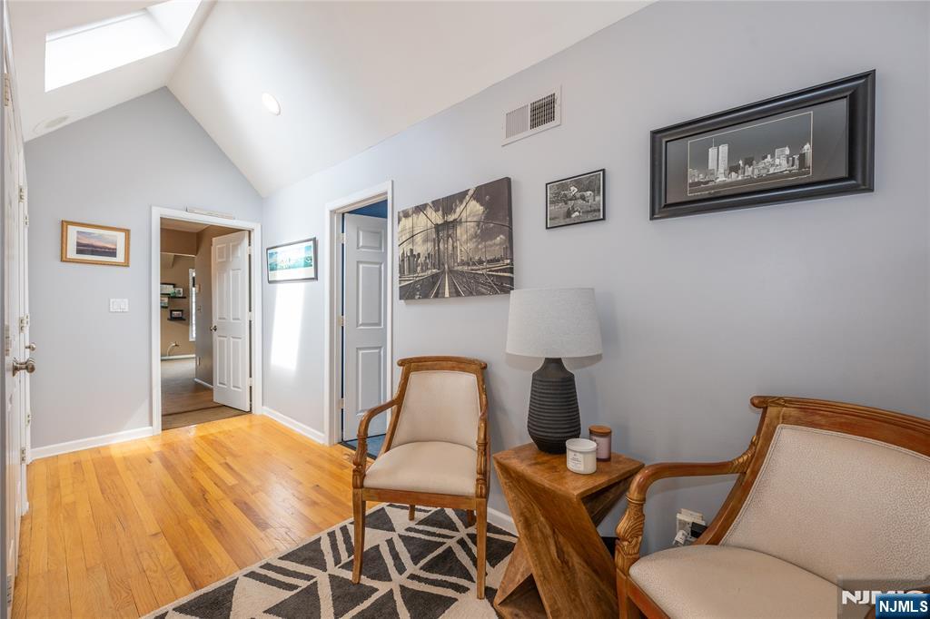 35 Turnberry Road Little Falls, NJ 07424 - Photo 17 of 41