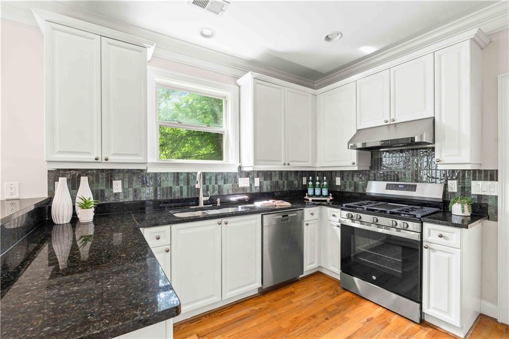 770 Lexington Avenue Southwest Atlanta, GA 30310 - Photo 15 of 53