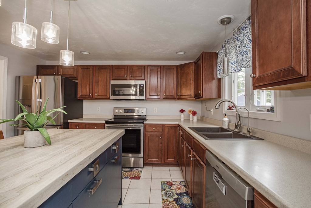 4 Cedar Road Norton, MA 02766 - Photo 15 of 42 Gallery Image 15