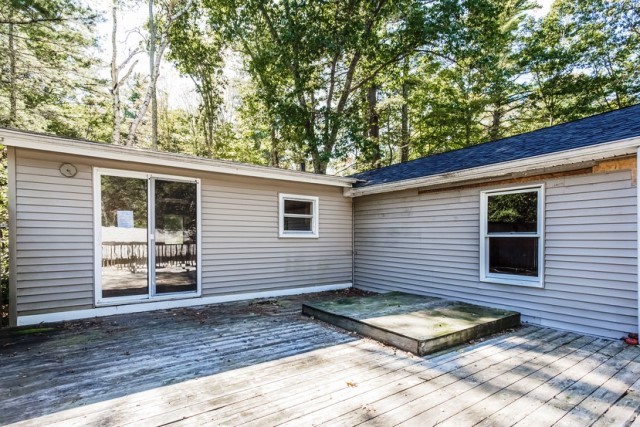 655 Fremont Road Chester, NH 03036 - Photo 4 of 24