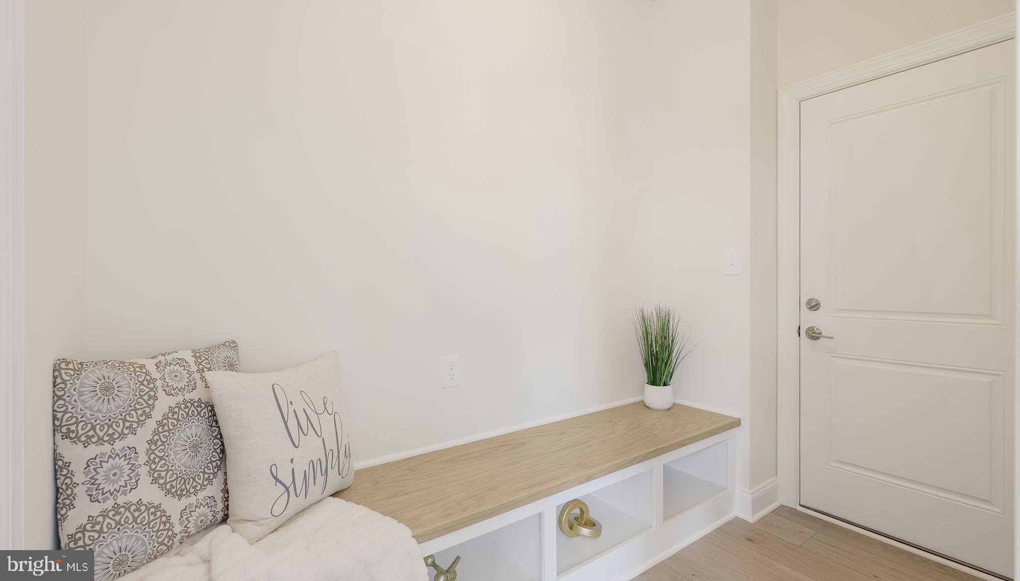 1205 Jordan Lane Perkasie, PA 18944 - Photo 20 of 40 a bathroom with a bathtub
