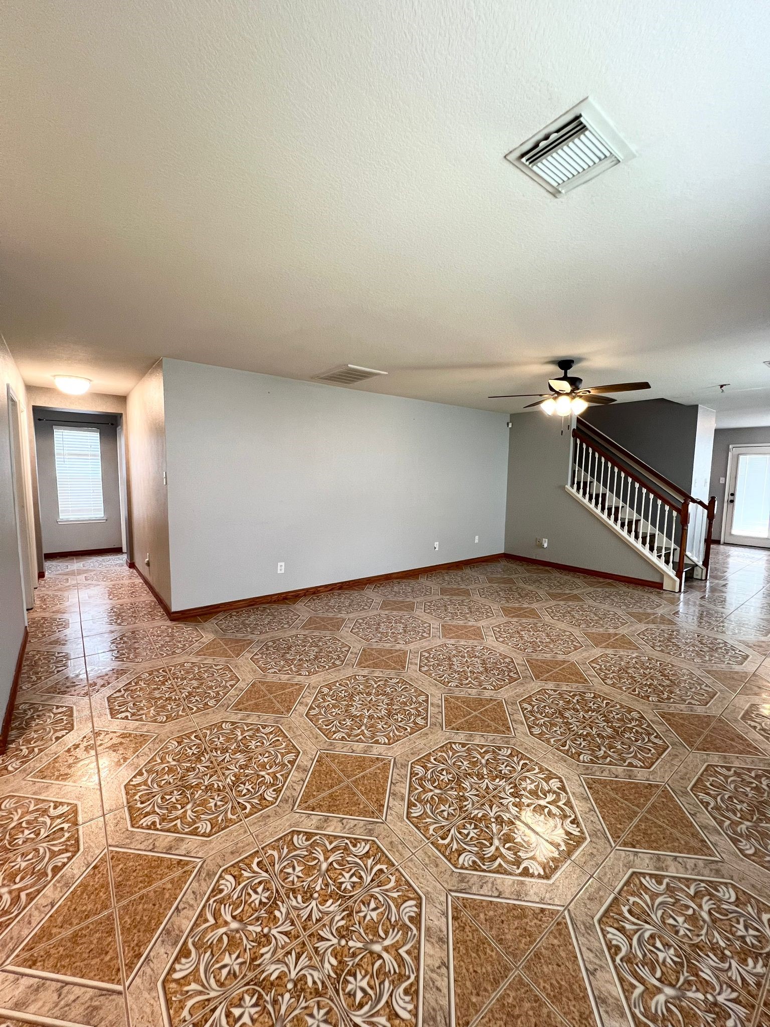 15623 Red Pine Ridge Way Houston, TX 77049 - Photo 3 of 31