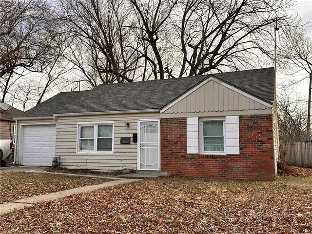 $120,000 | 8009 Park Avenue, Kansas City, MO 64132