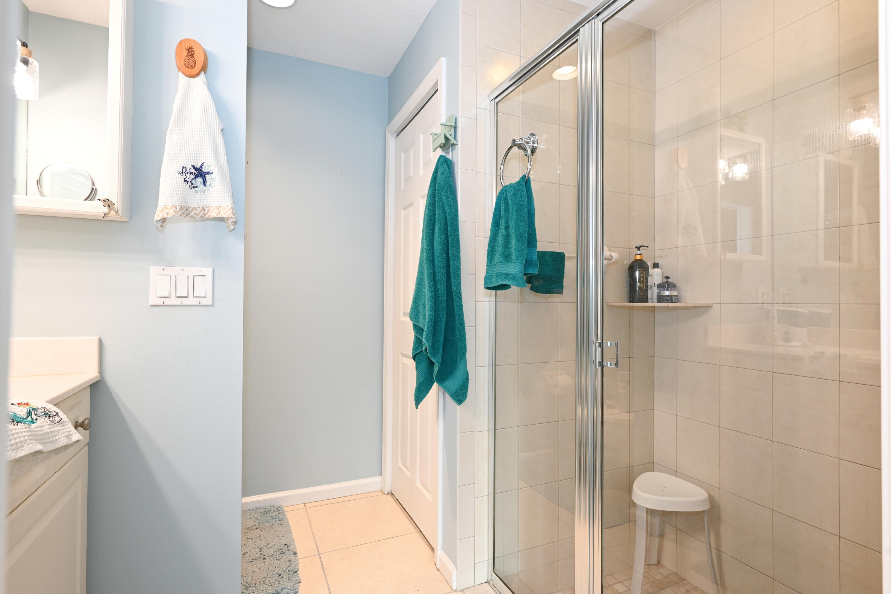 126 Faith Way Jupiter, FL 33458 - Photo 20 of 61 a bathroom with a shower