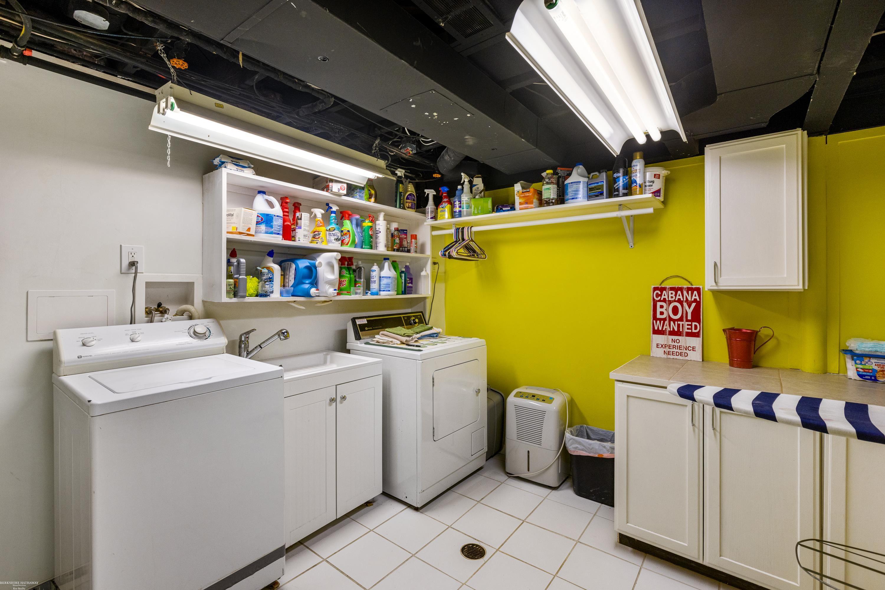 92 Deeplands Road Grosse Pointe, MI 48236 - Photo 66 of 75 50121634-65.JPG