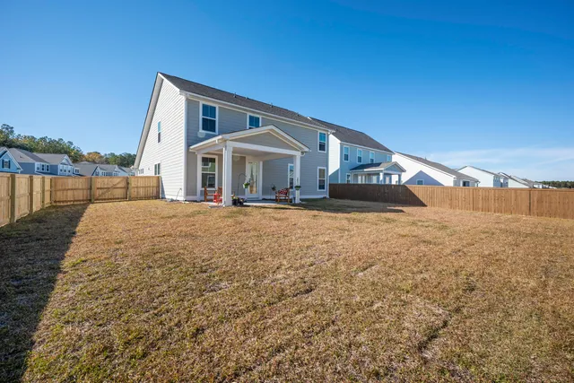 $494,000 | 519 Eagleview Drive, Moncks Corner, SC 29461