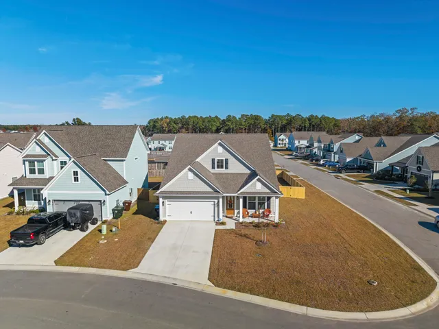 $494,000 | 519 Eagleview Drive, Moncks Corner, SC 29461