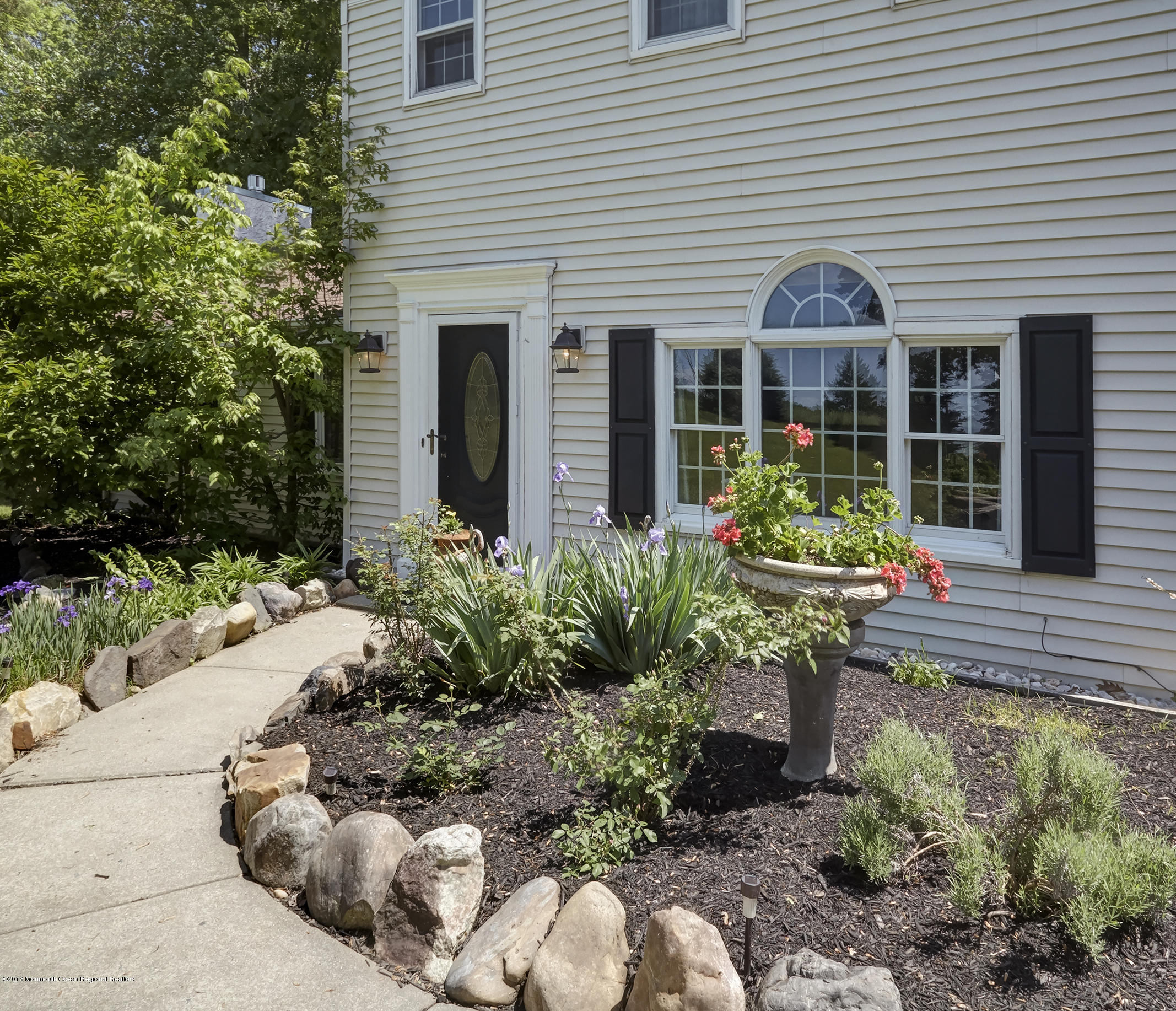 73 Harker Road Chesterfield, NJ 08515 - Photo 3 of 70 73 Harker Rd
