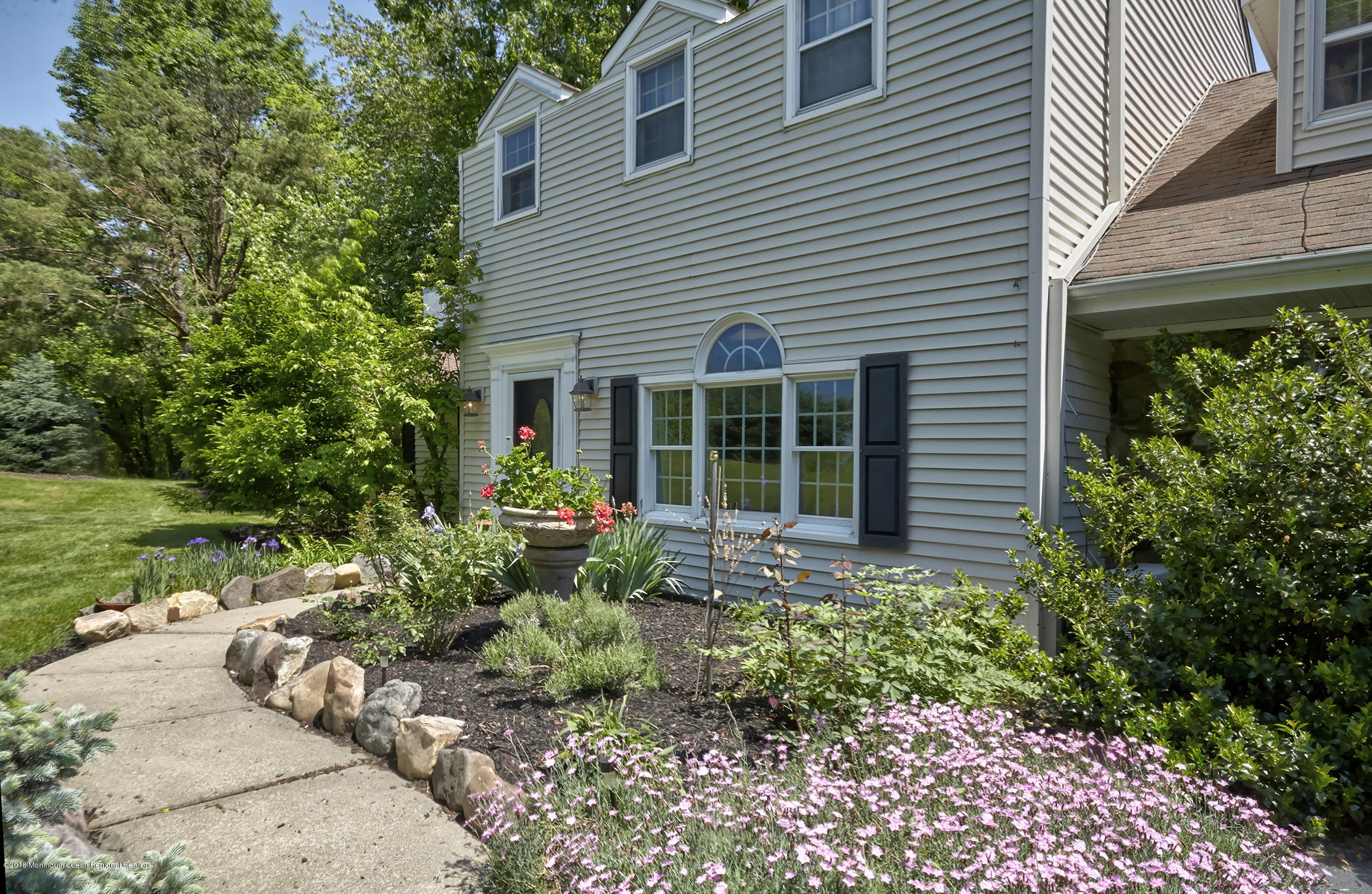 73 Harker Road Chesterfield, NJ 08515 - Photo 4 of 70 73 Harker Rd 4