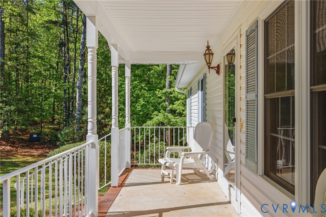 2335 Calno Road Hanover, VA 23069 - Photo 5 of 27