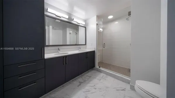 $2,535 | 19401 West Dixie Highway, Unit 726, Miami, FL 33180