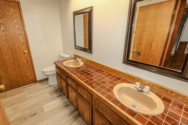 $3,200 | 42656 Constellation Drive, Big Bear Lake, CA 92315