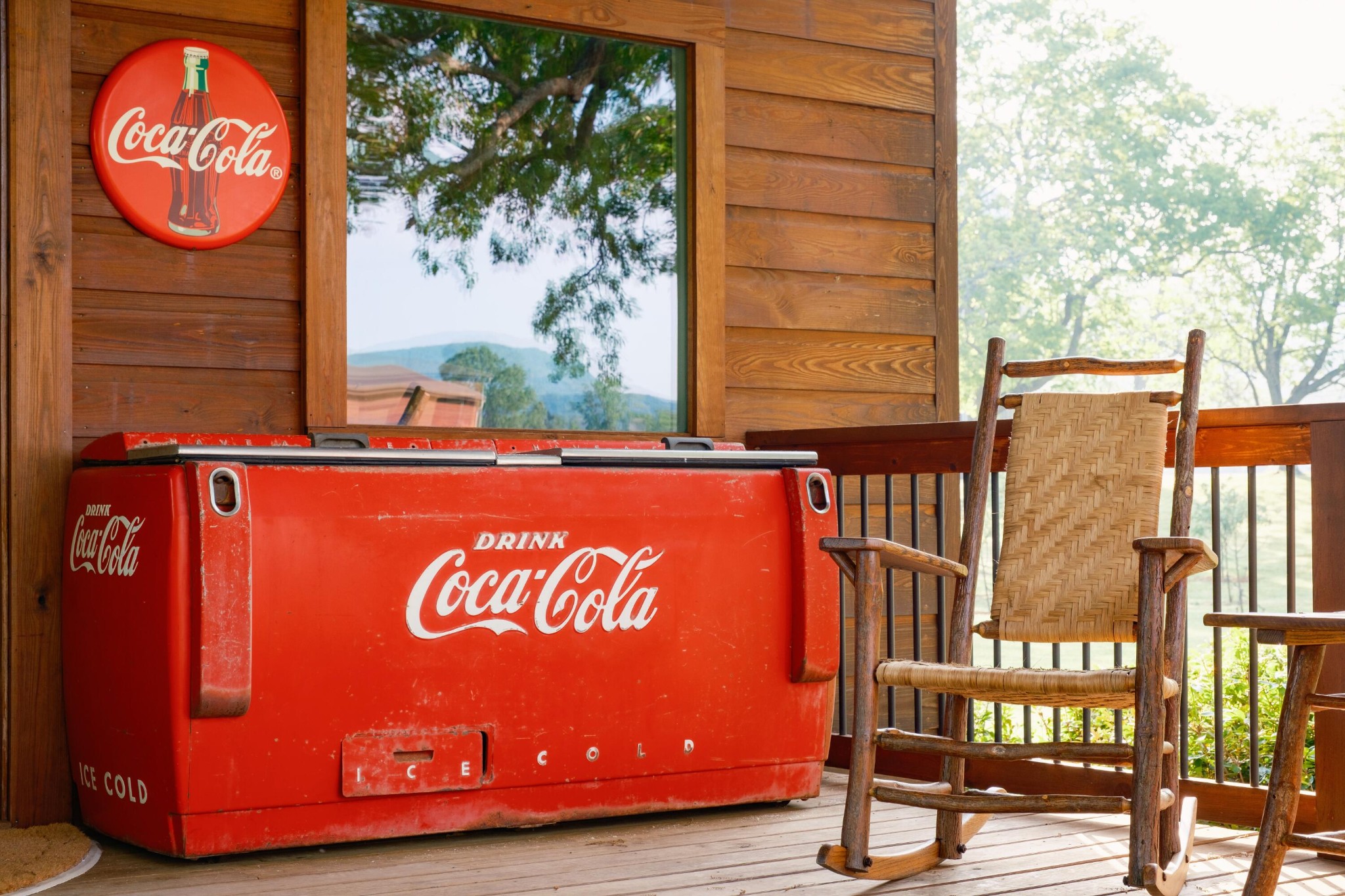 6971 West Cove Road Chickamauga, GA 30707 - Photo 90 of 100 a sign on the side of a building